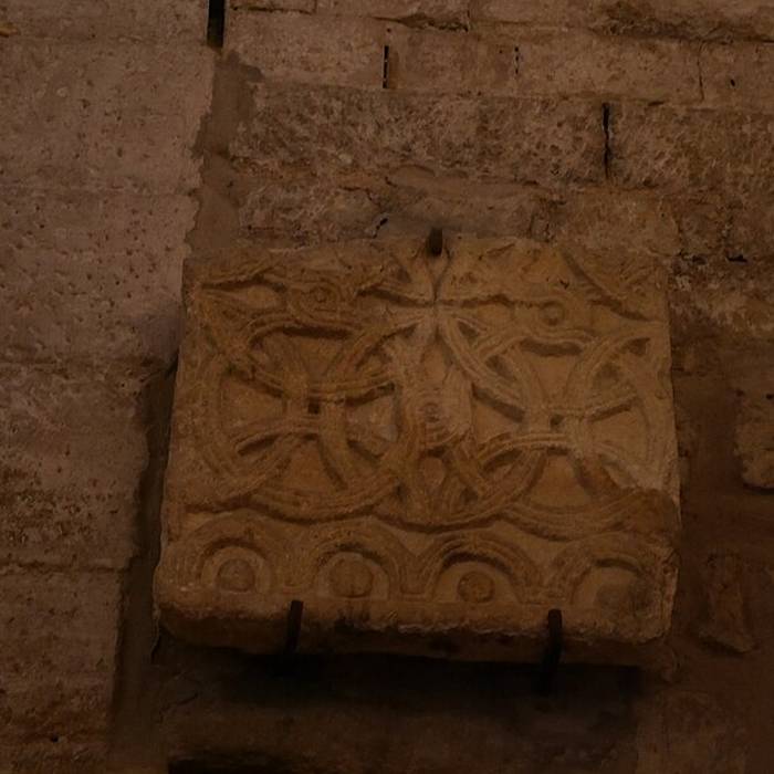 Photo de Église Saint-Véran de Fontaine-de-Vaucluse