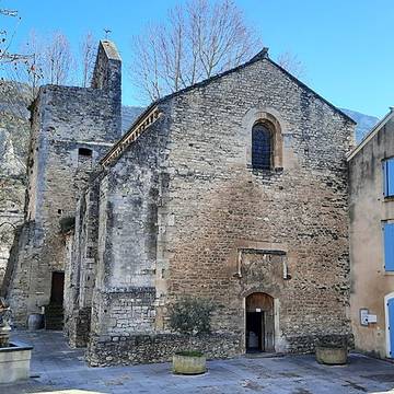Église Saint-Véran de Fontaine-de-Vaucluse