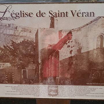Église Saint-Véran de Fontaine-de-Vaucluse