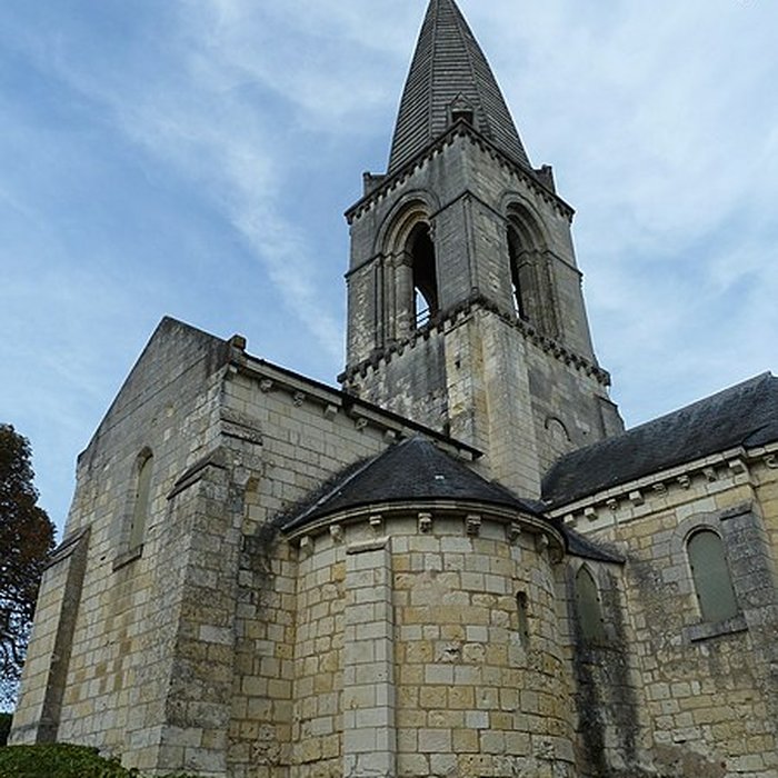 Photo de Église Saint-Vétérin de Gennes
