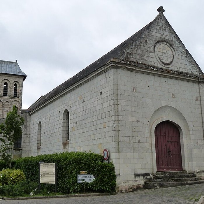Photo de Église Saint-Vétérin de Gennes