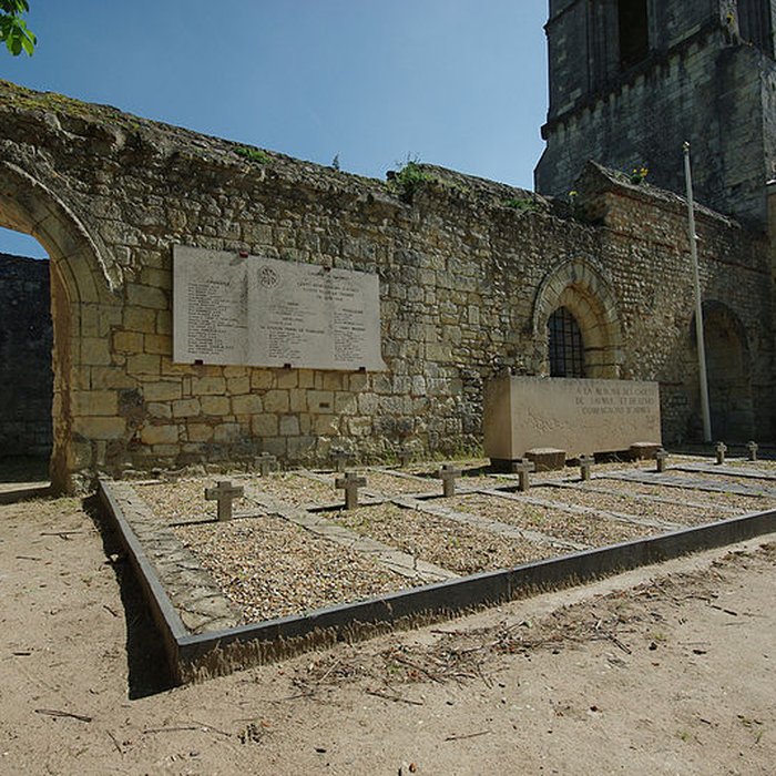 Photo de Église Saint-Vétérin de Gennes