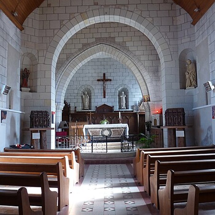 Photo de Église Saint-Vétérin de Gennes