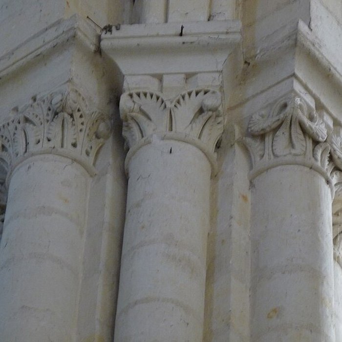 Photo de Église Saint-Vétérin de Gennes