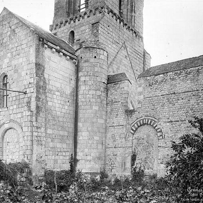 Photo de Église Saint-Vétérin de Gennes