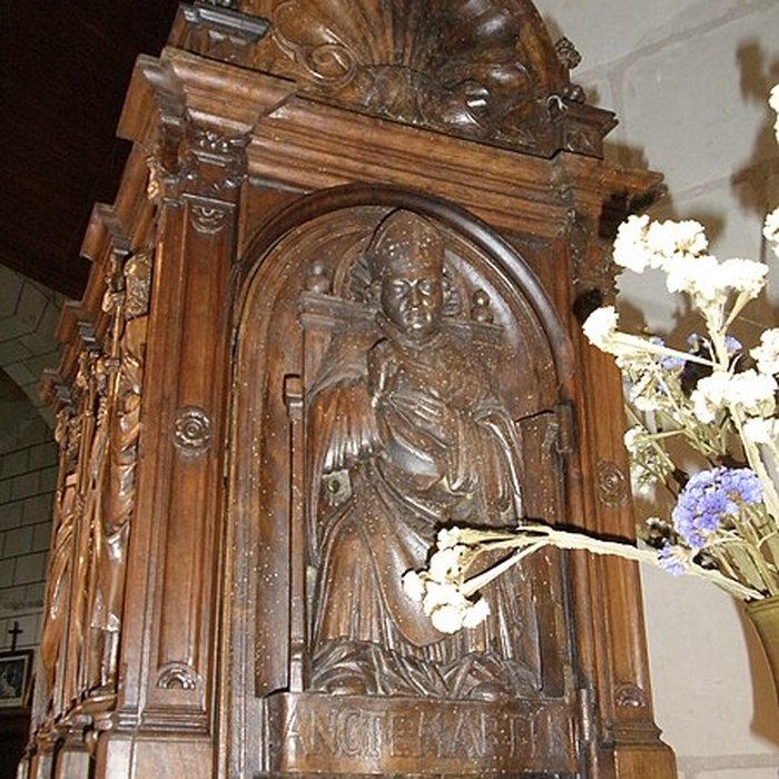 Photo de Église Saint-Vétérin de Gennes