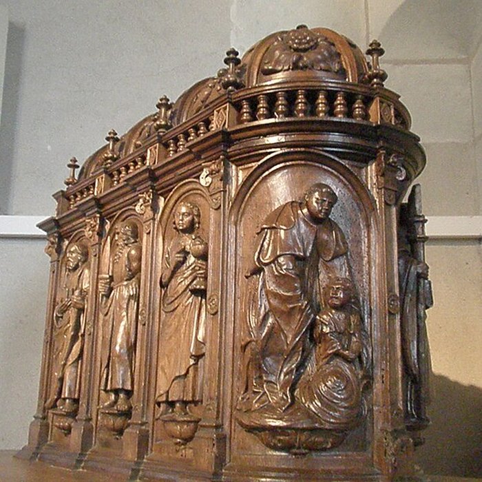 Photo de Église Saint-Vétérin de Gennes