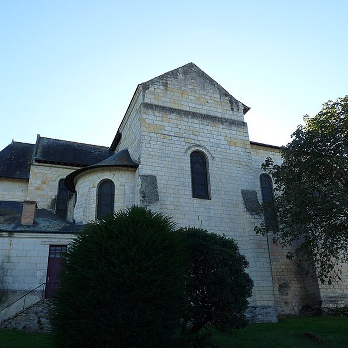 Photo de Église Saint-Vétérin de Gennes