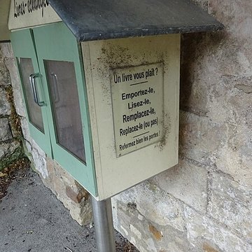 Église Saint-Vétérin de Gennes