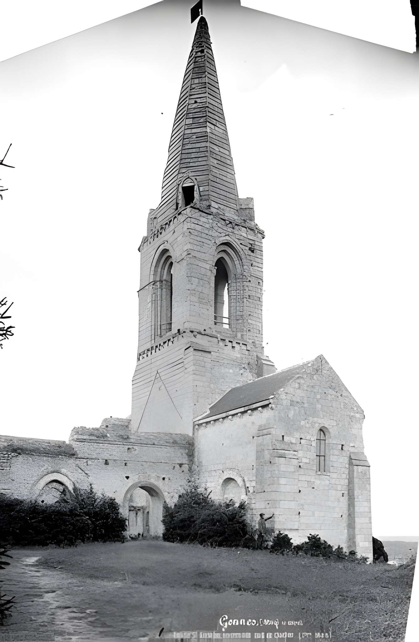 Église Saint-Vétérin de Gennes