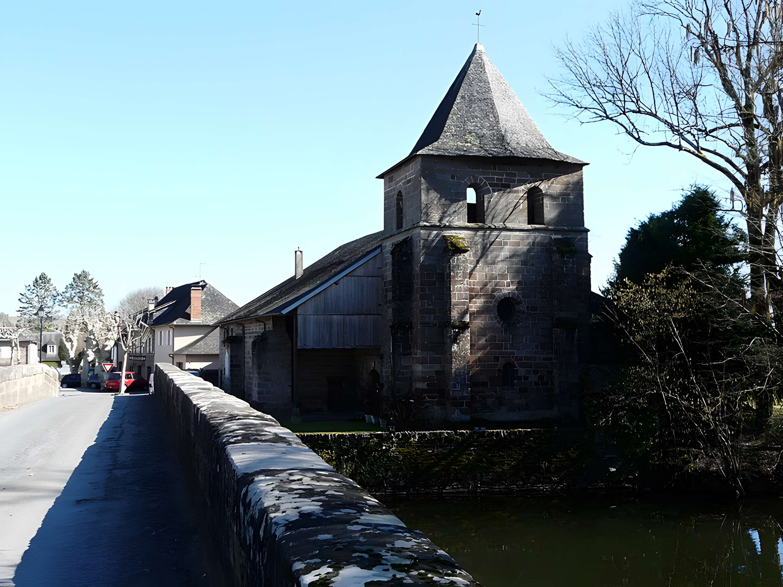 Église Saint-Viance de Saint-Viance