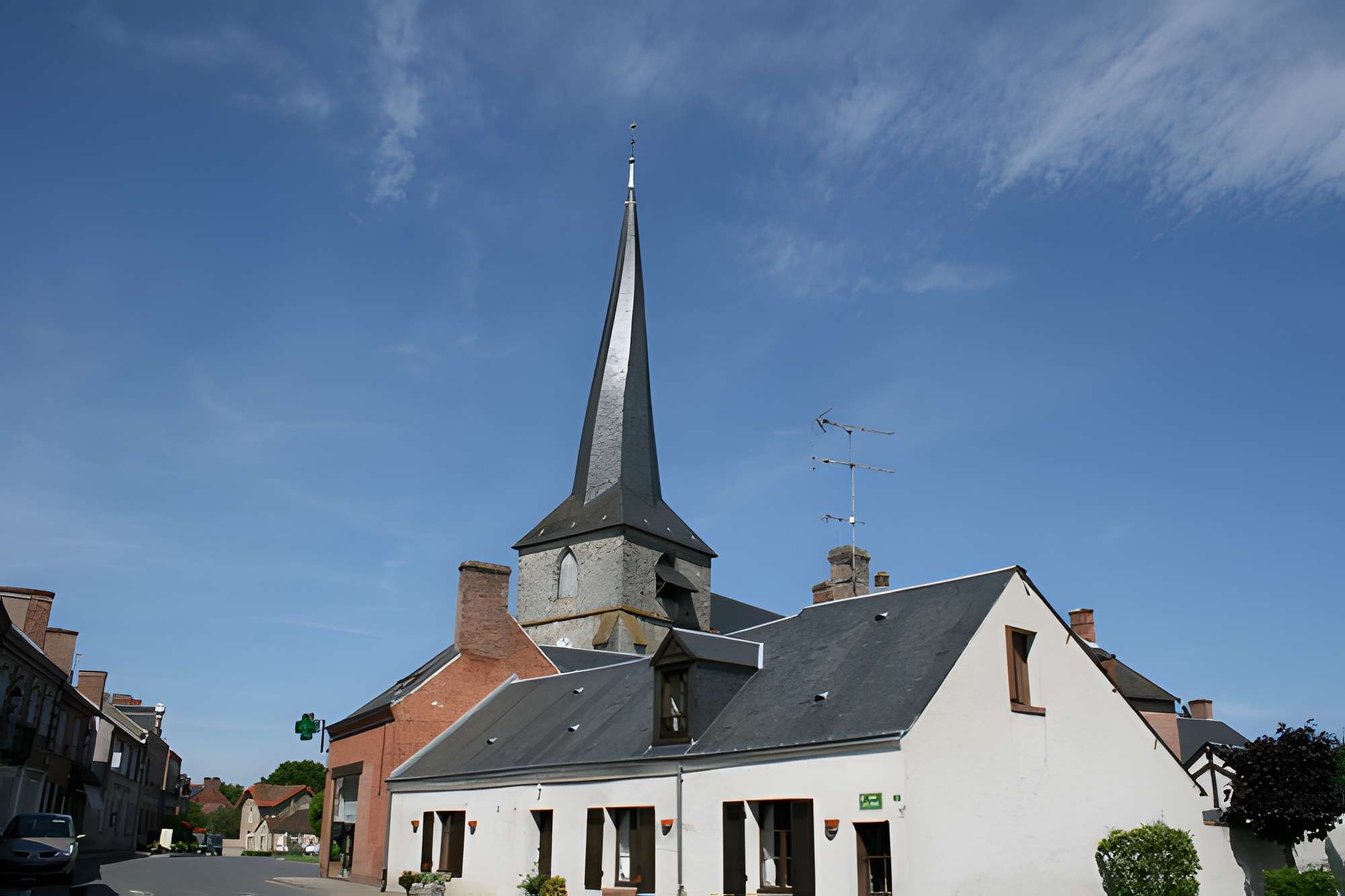 Église Saint-Viâtre de Saint-Viâtre