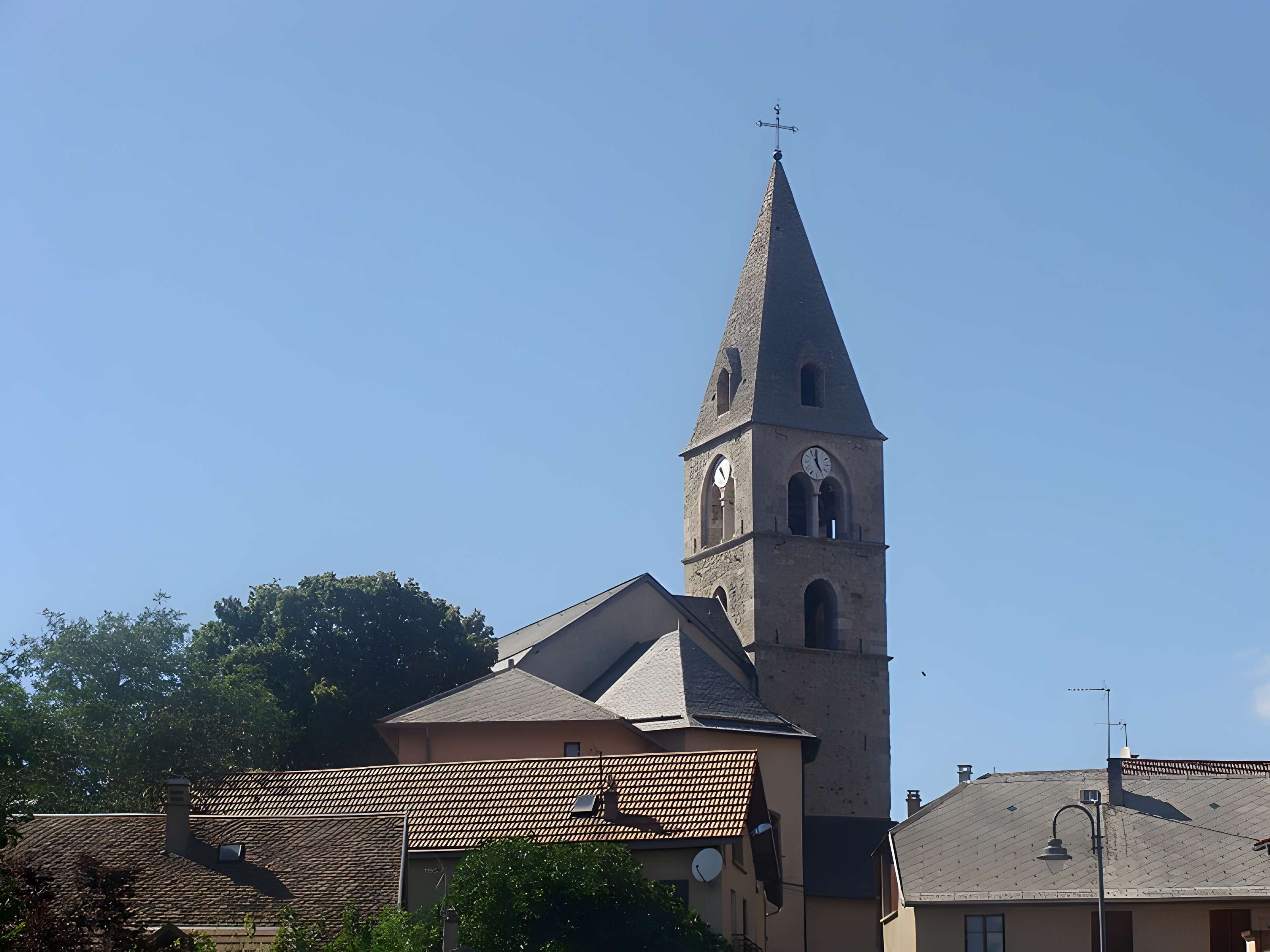 Église Saint-Victor de Chorges