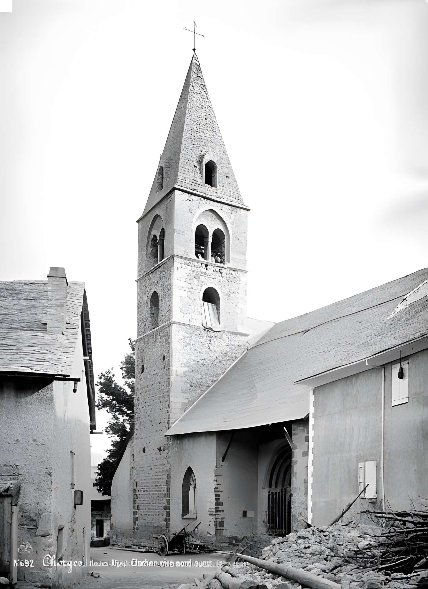 Église Saint-Victor de Chorges