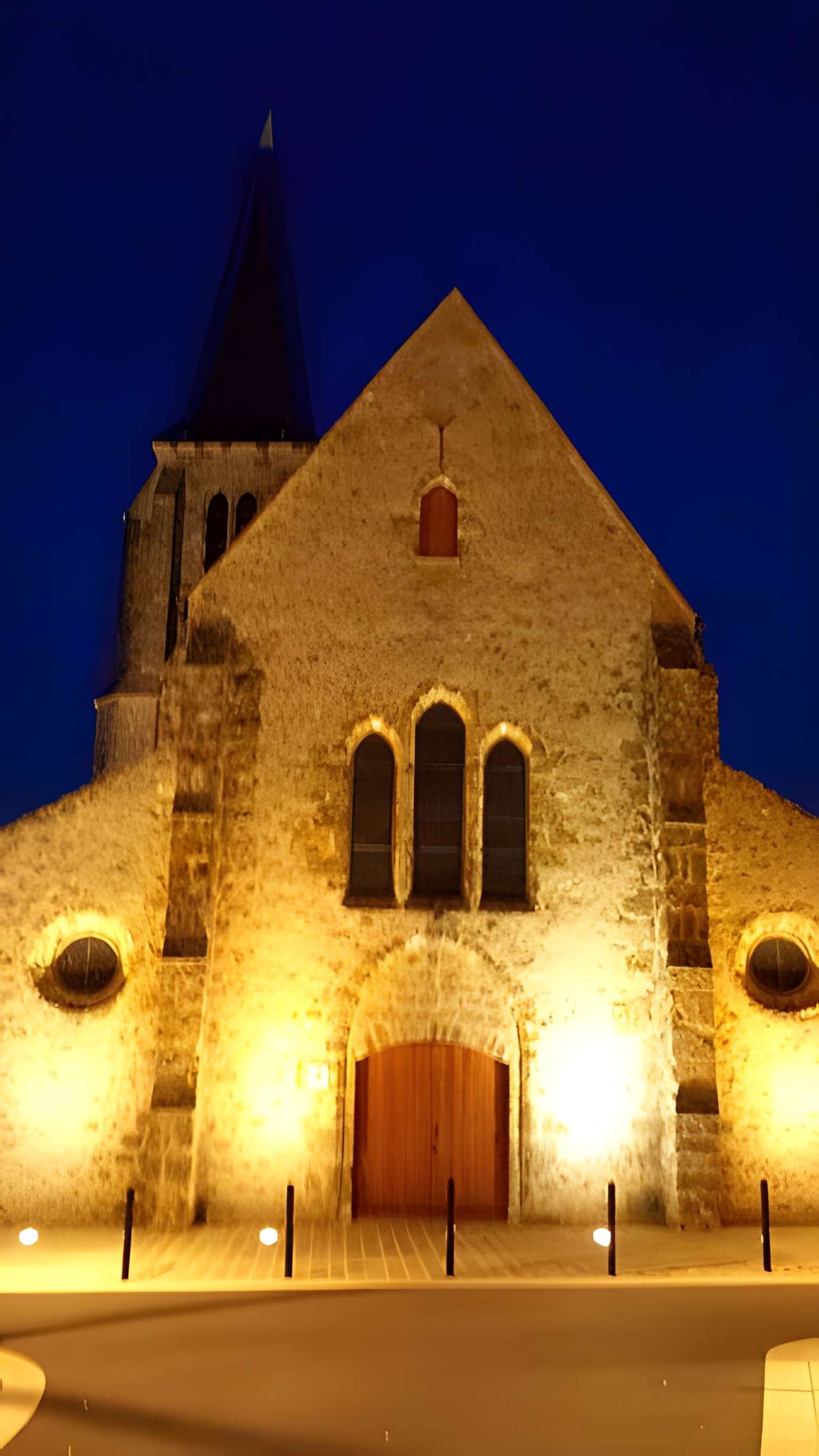 Église Saint-Victor de Guyancourt