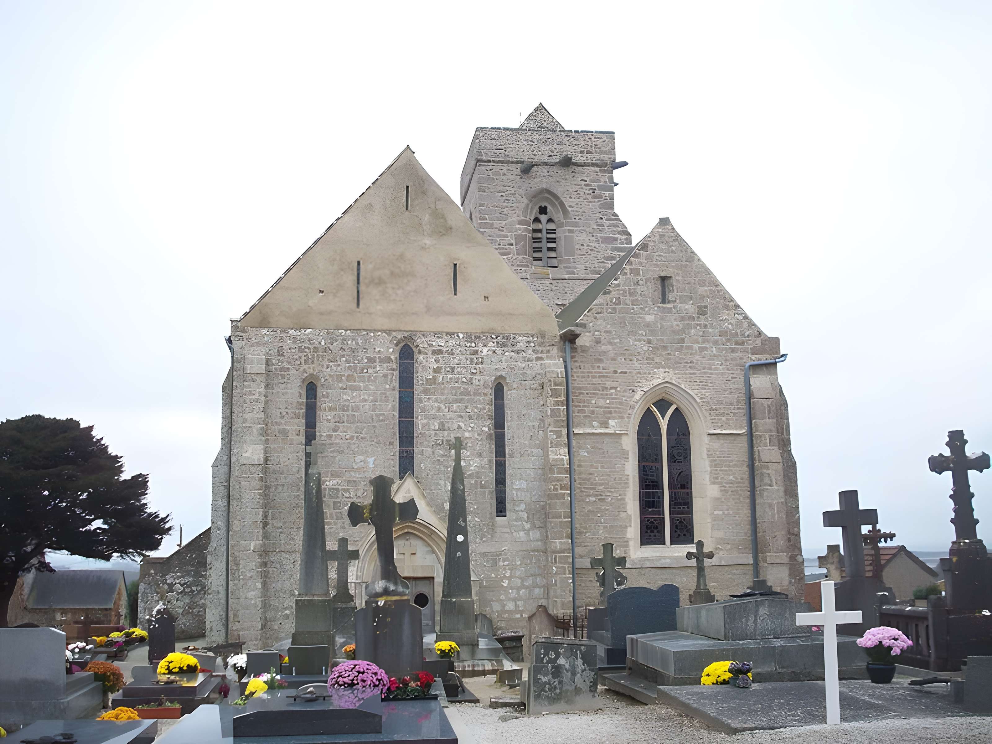 Église Saint-Vigor de Quettehou