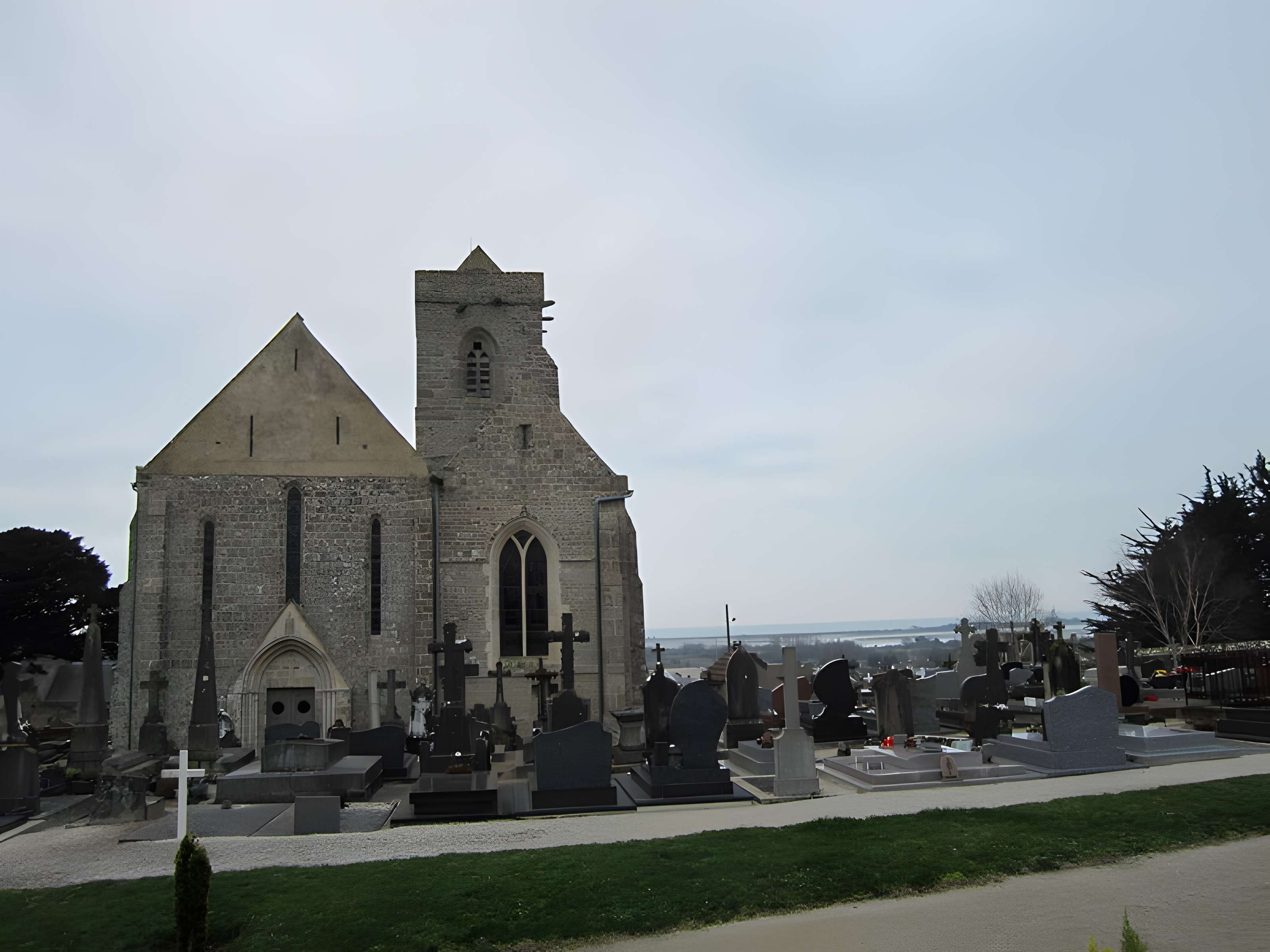 Église Saint-Vigor de Quettehou