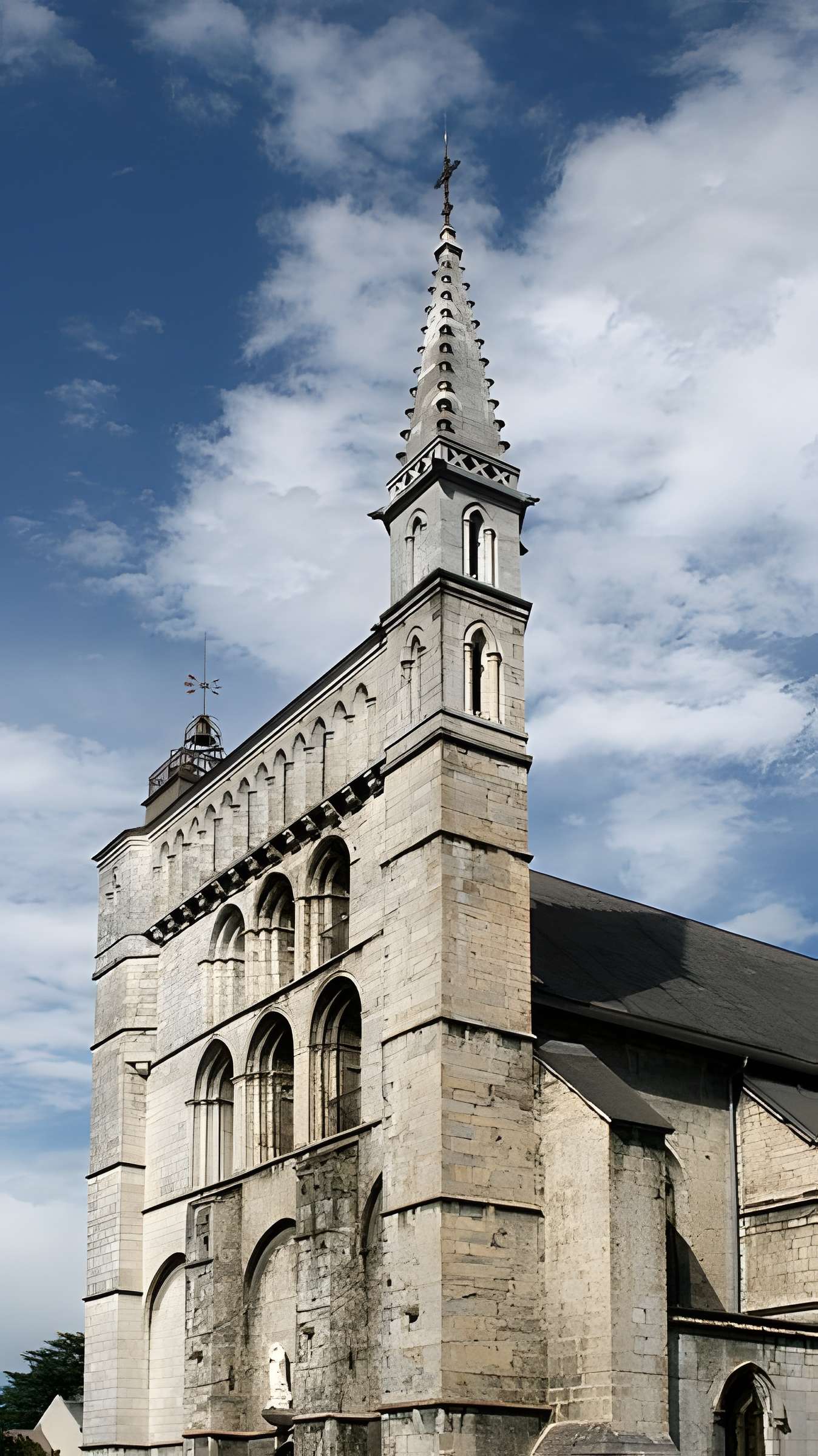 Église Saint-Vincent de Bagnères-de-Bigorre