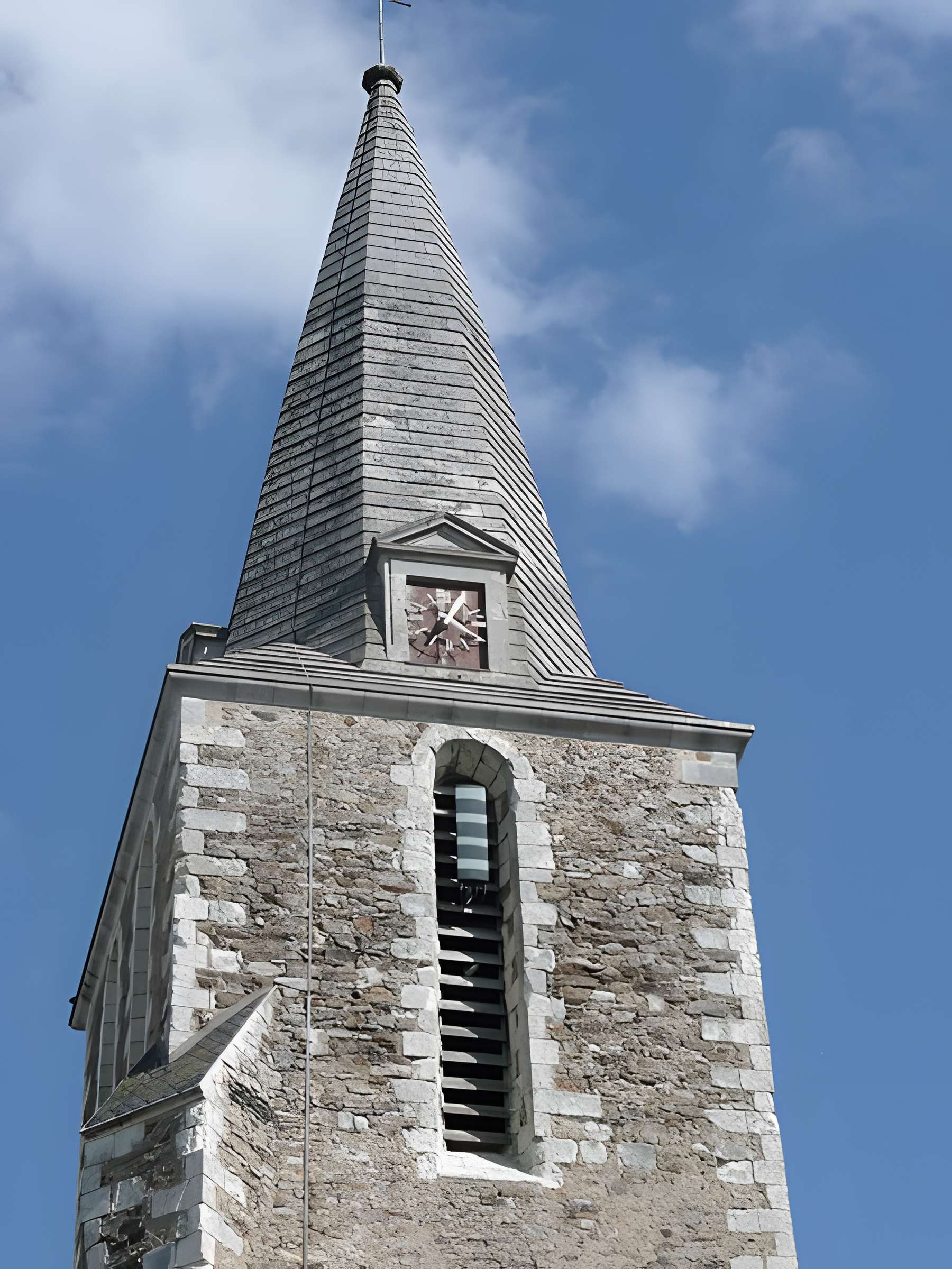 Église Saint-Vincent de Brissac-Quincé