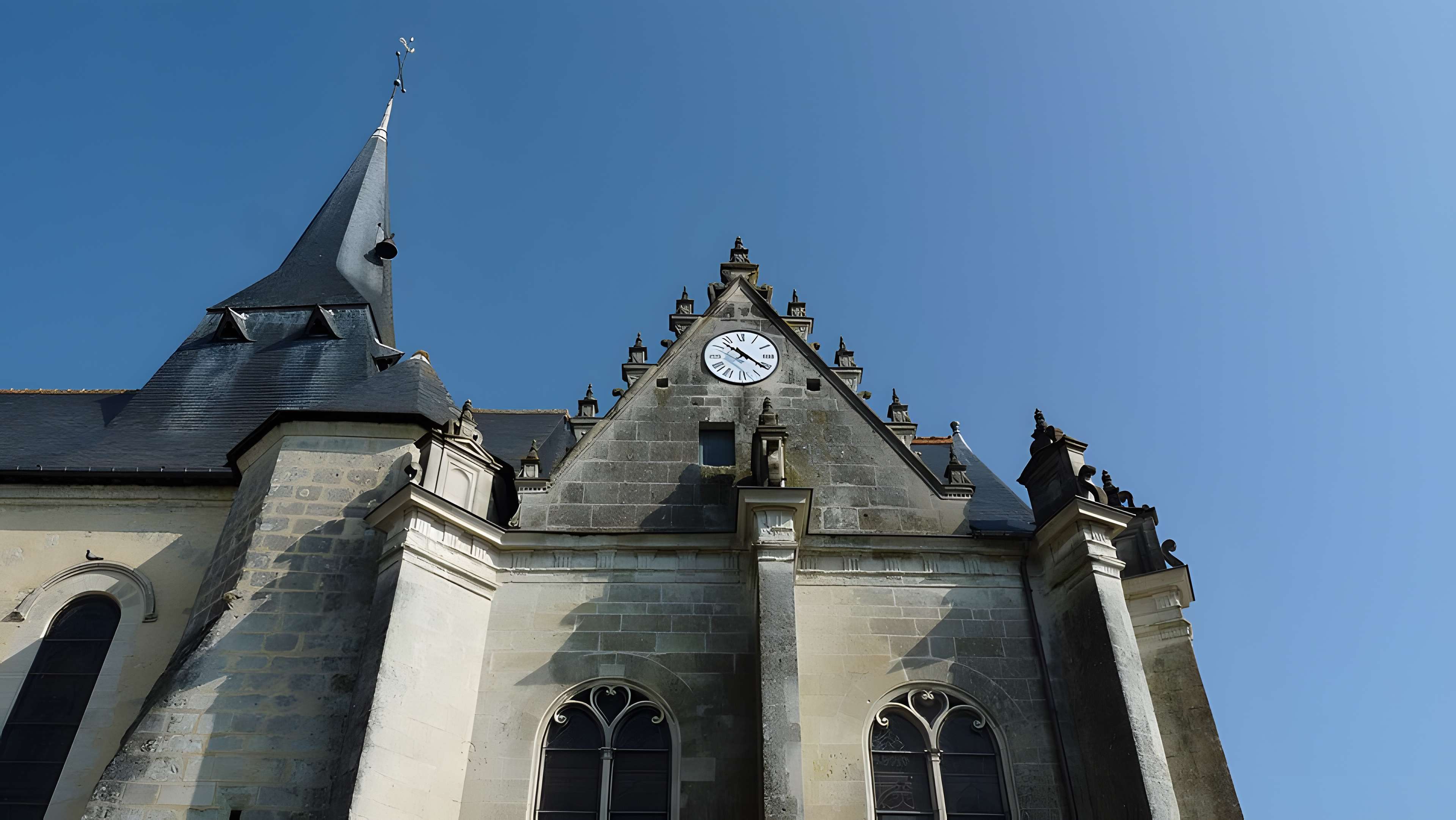 Église Saint-Vincent de Neuvy-le-Roi