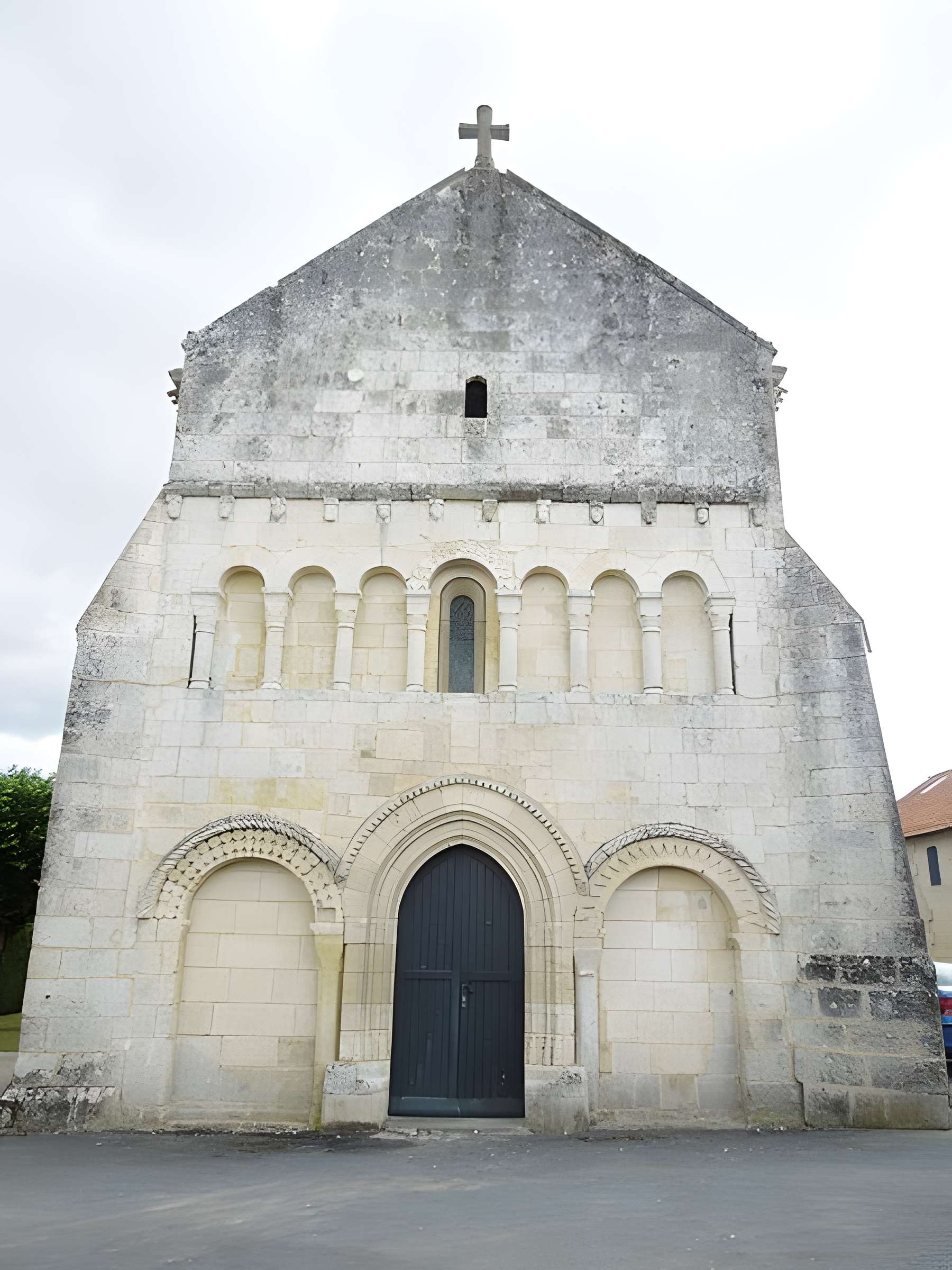 Église Saint-Vincent de Réaux