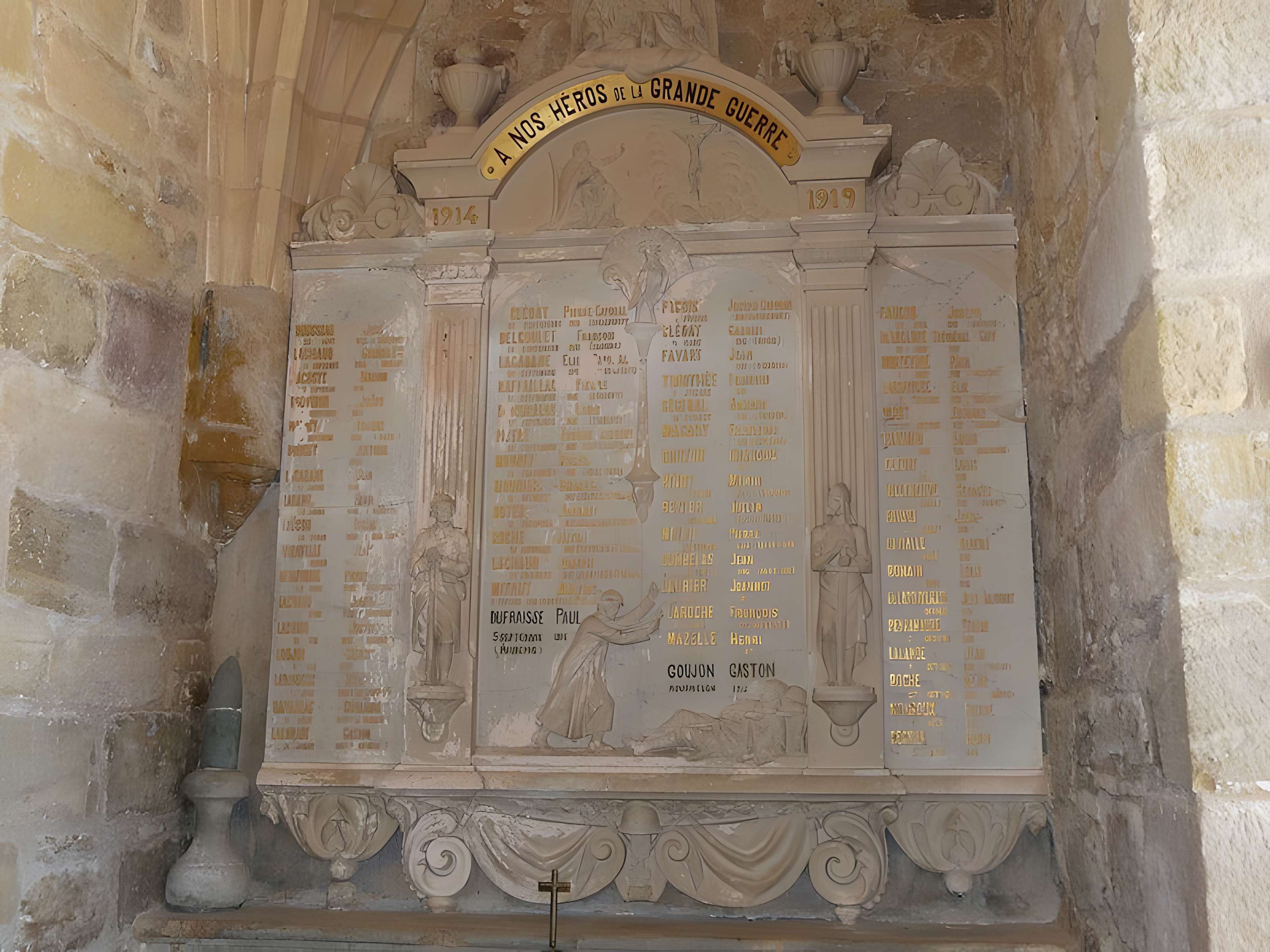 Église Saint-Vincent et Saint-Cloud de Badefols-d'Ans