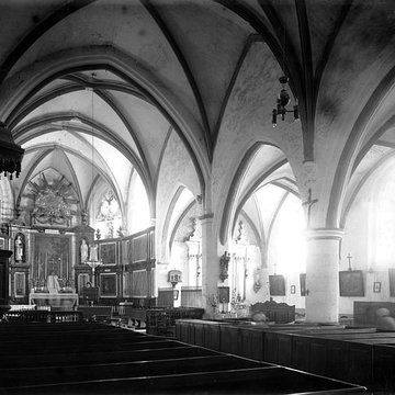 Église Saint-Vincent-et-Sainte-Radegonde de Cour-sur-Loire