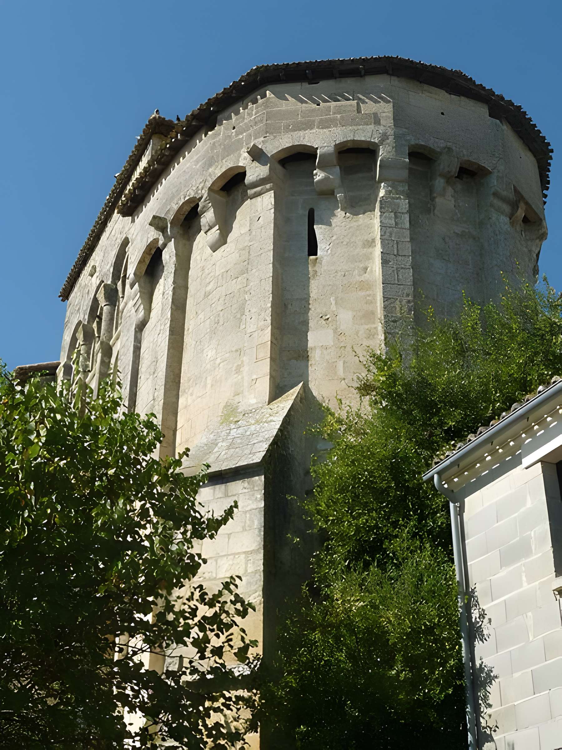 Église Saint-Vivien de Charras