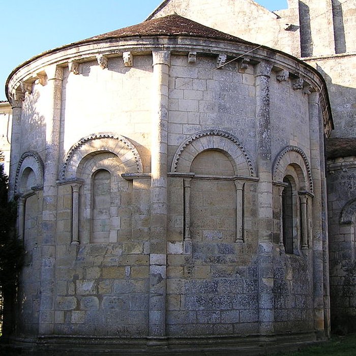 Photo de Église Saint-Vivien de Cherves-Richemont