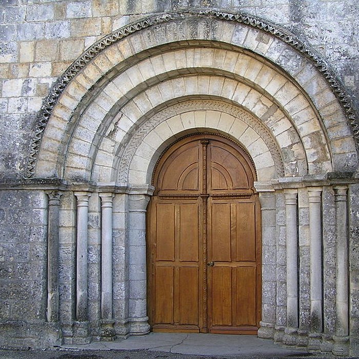 Photo de Église Saint-Vivien de Cherves-Richemont