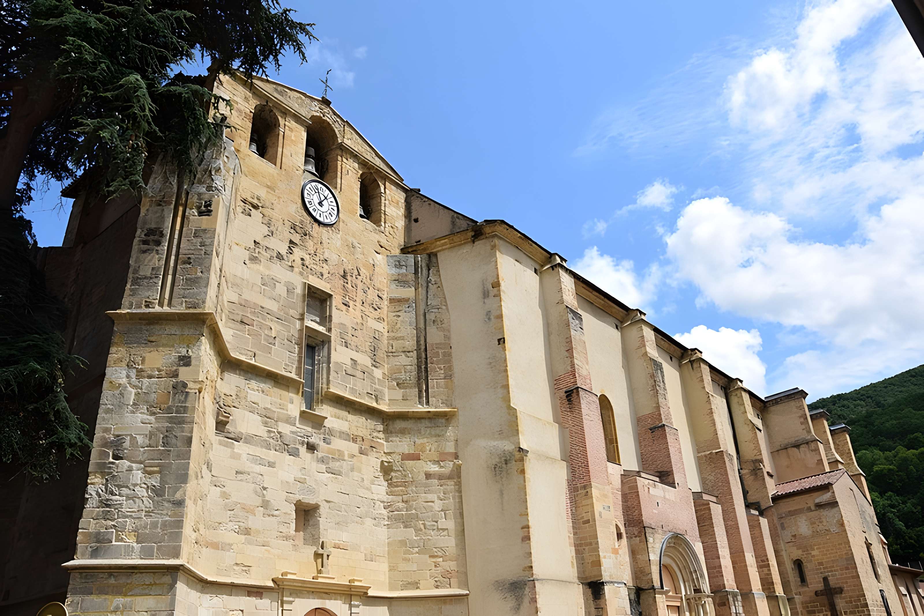 Église Saint-Volusien de Foix