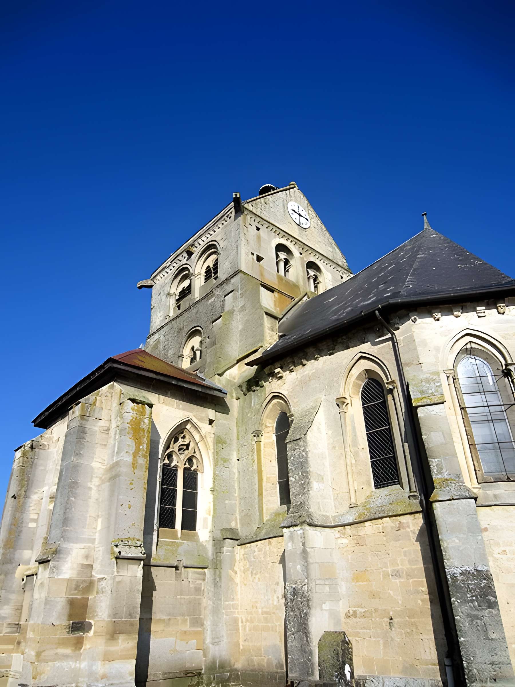 Église Saint-Vrain de Saint-Vrain