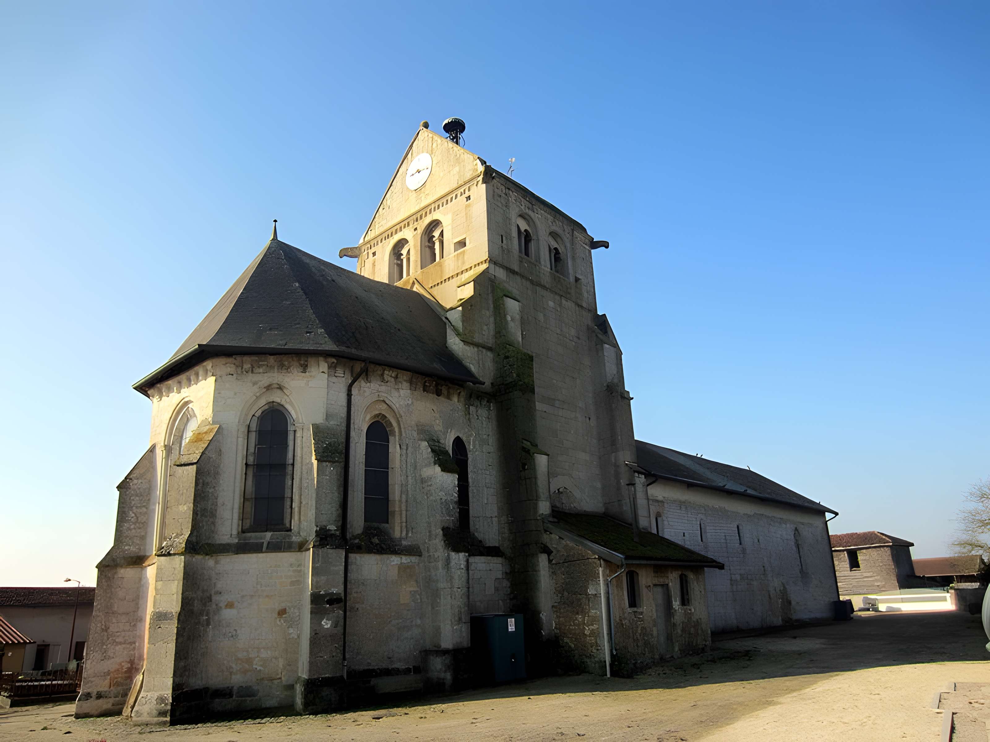 Église Saint-Vrain de Saint-Vrain