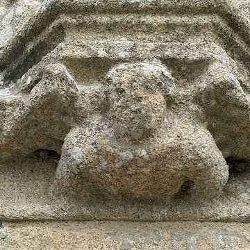 Église Saint-Winoc de Plouhinec