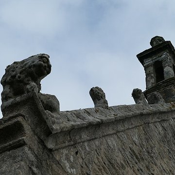 Église Saint-Winoc de Plouhinec