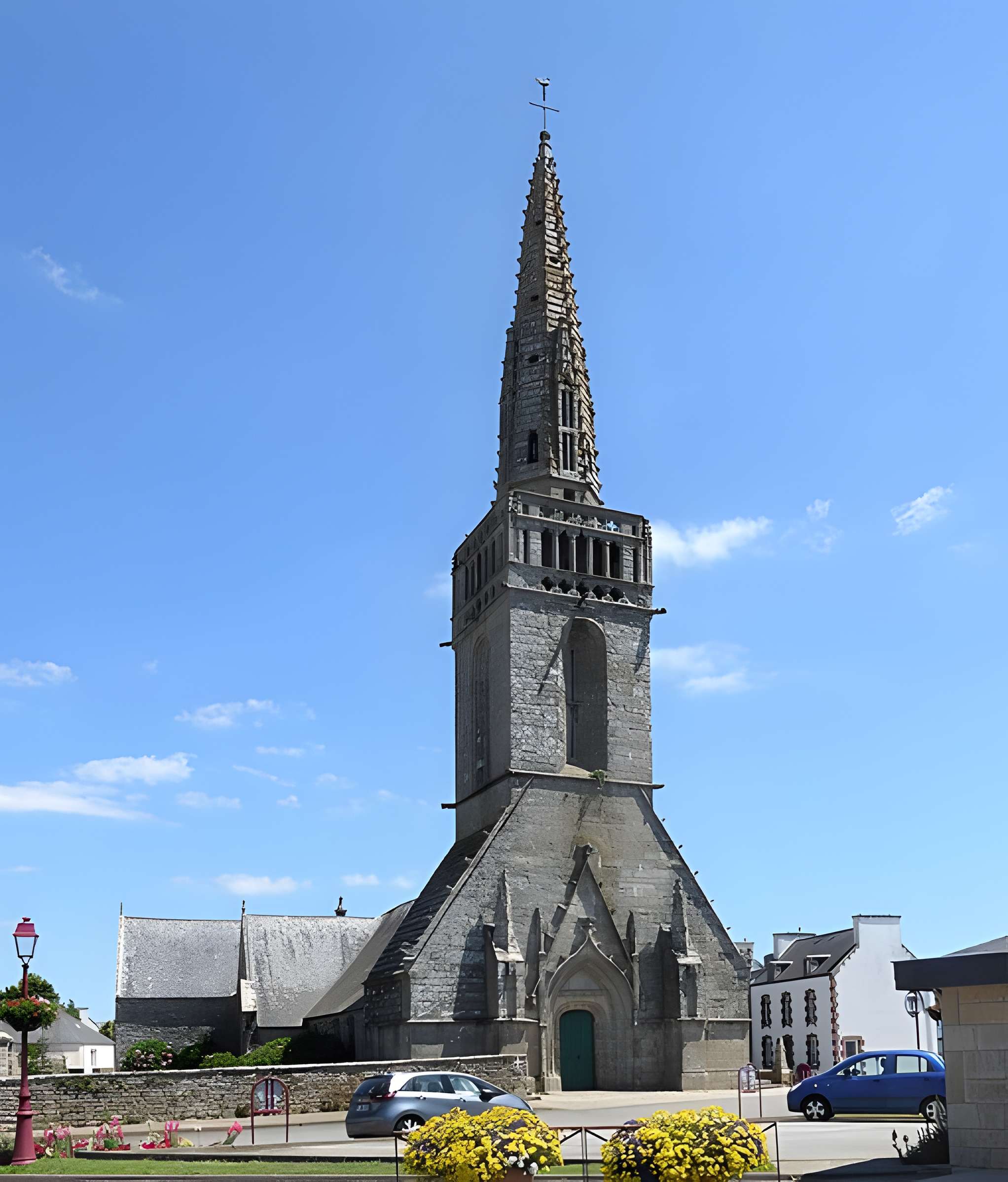 Église Saint-Winoc de Plouhinec