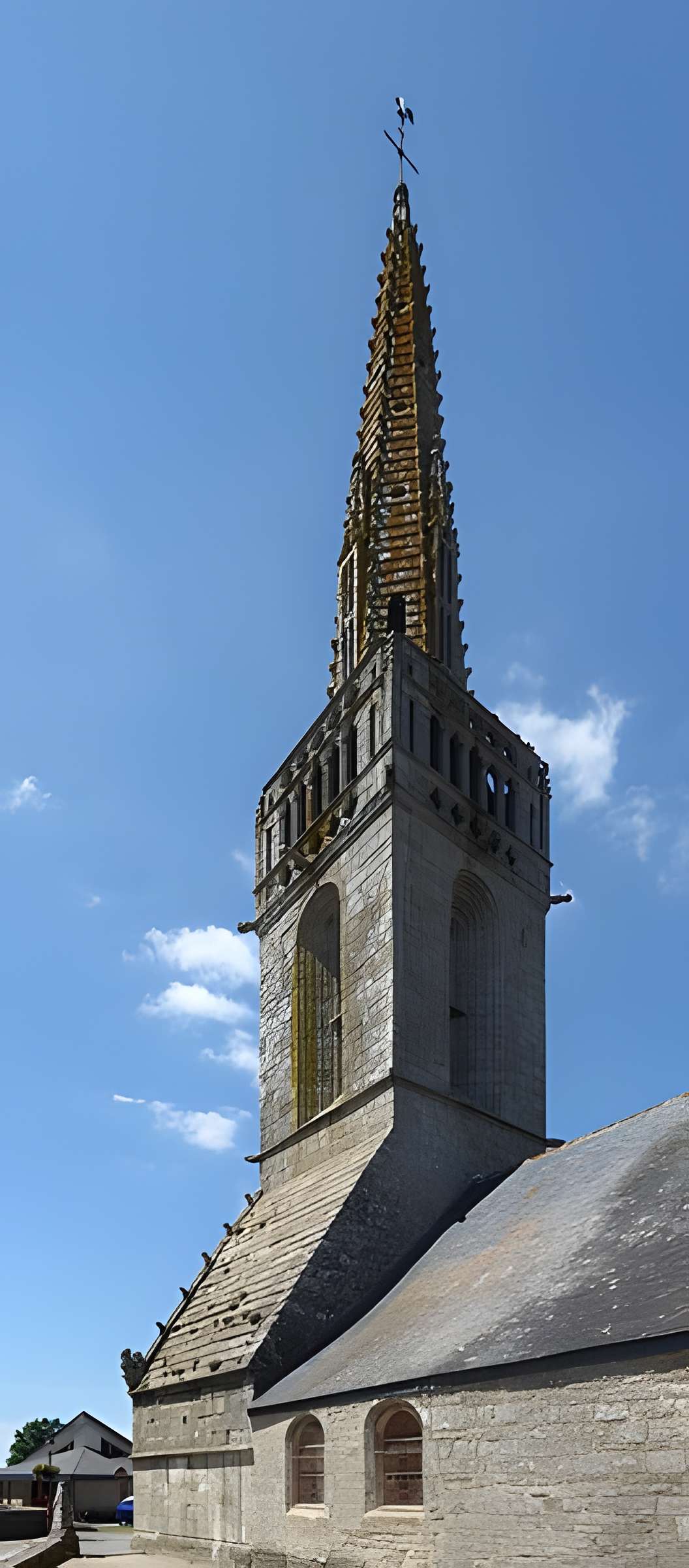 Église Saint-Winoc de Plouhinec