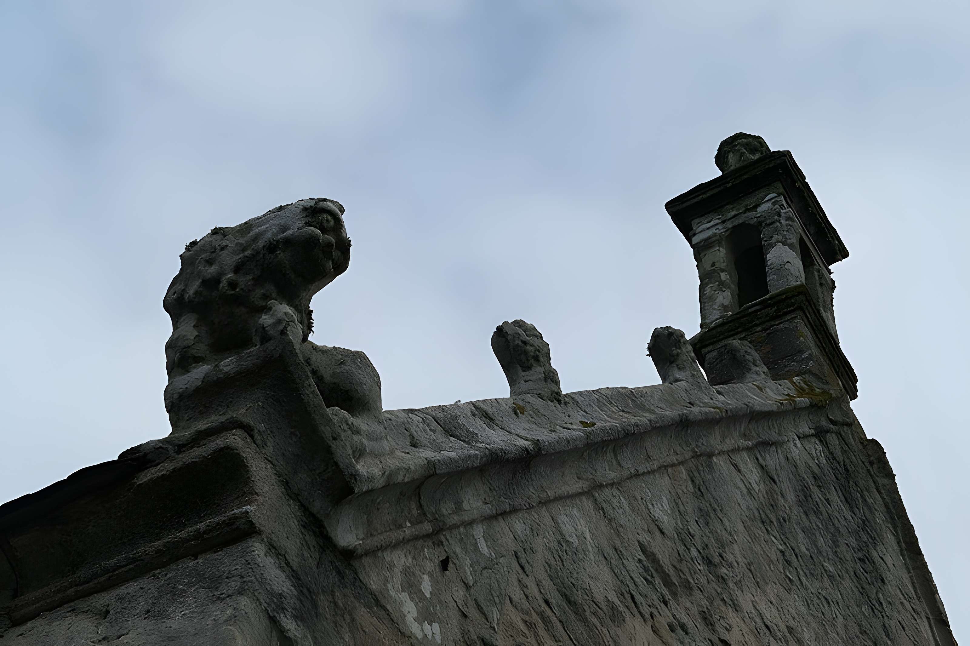 Église Saint-Winoc de Plouhinec