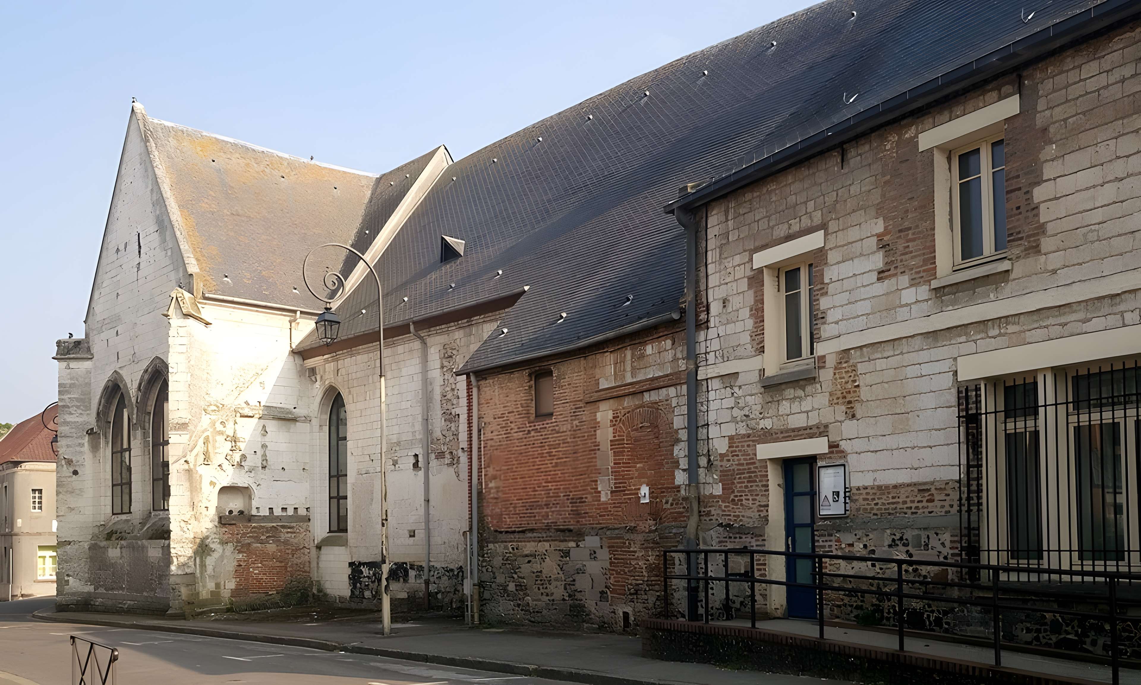 Église Saint-Wulphy de Montreuil