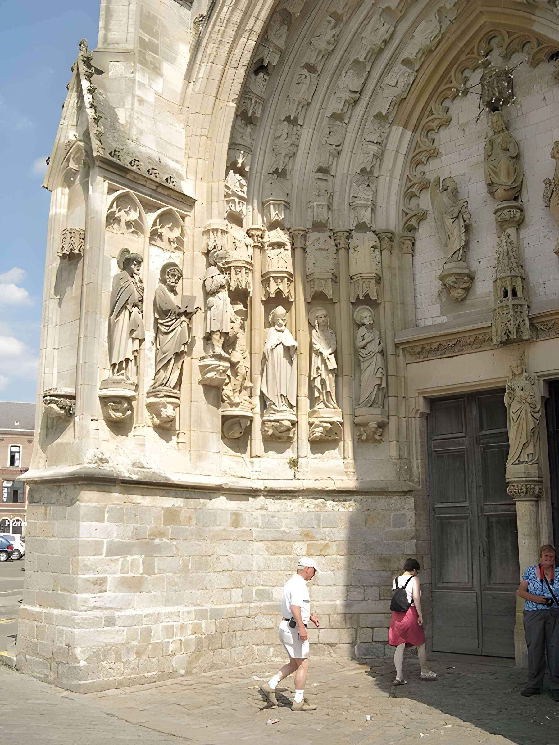 Église Saint-Wulphy de Montreuil