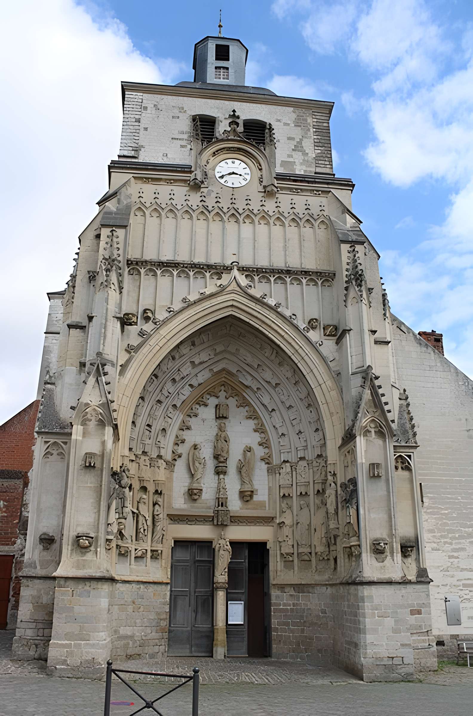 Église Saint-Wulphy de Montreuil