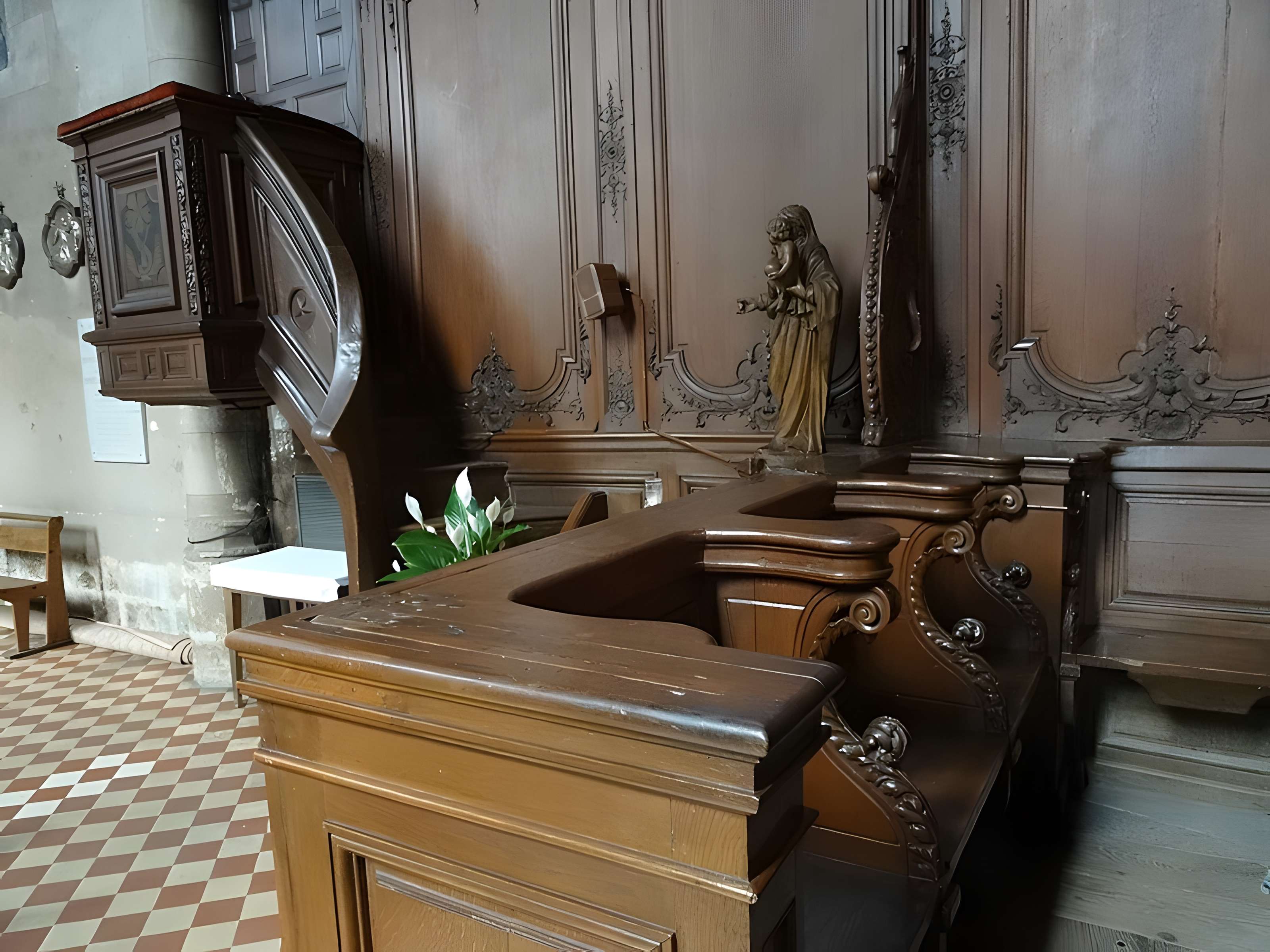 Église Saint-Yon de Lésigny