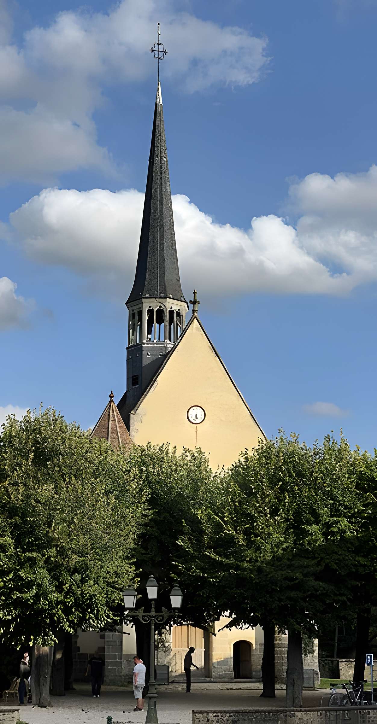 Église Saint-Yon de Lésigny