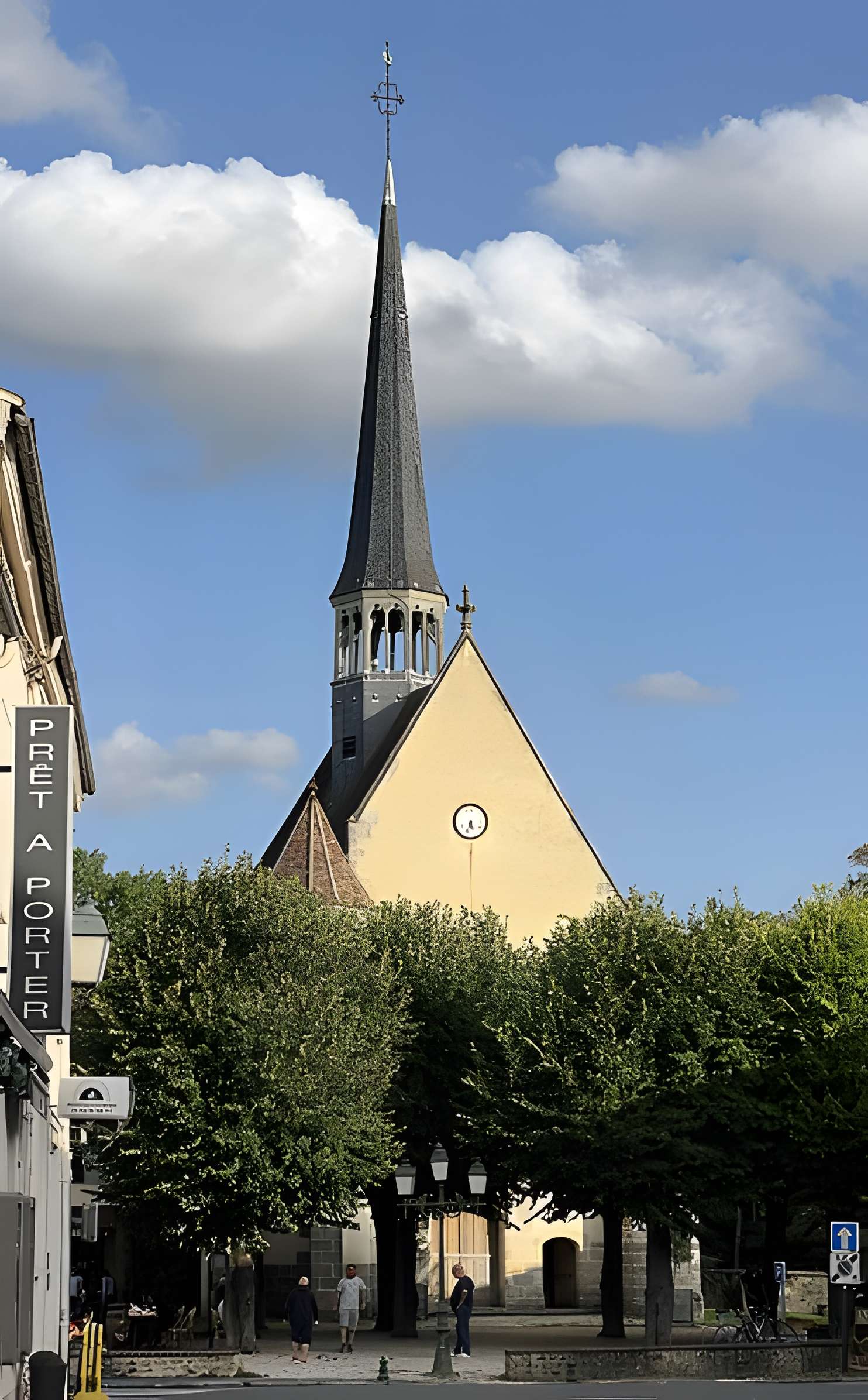 Église Saint-Yon de Lésigny