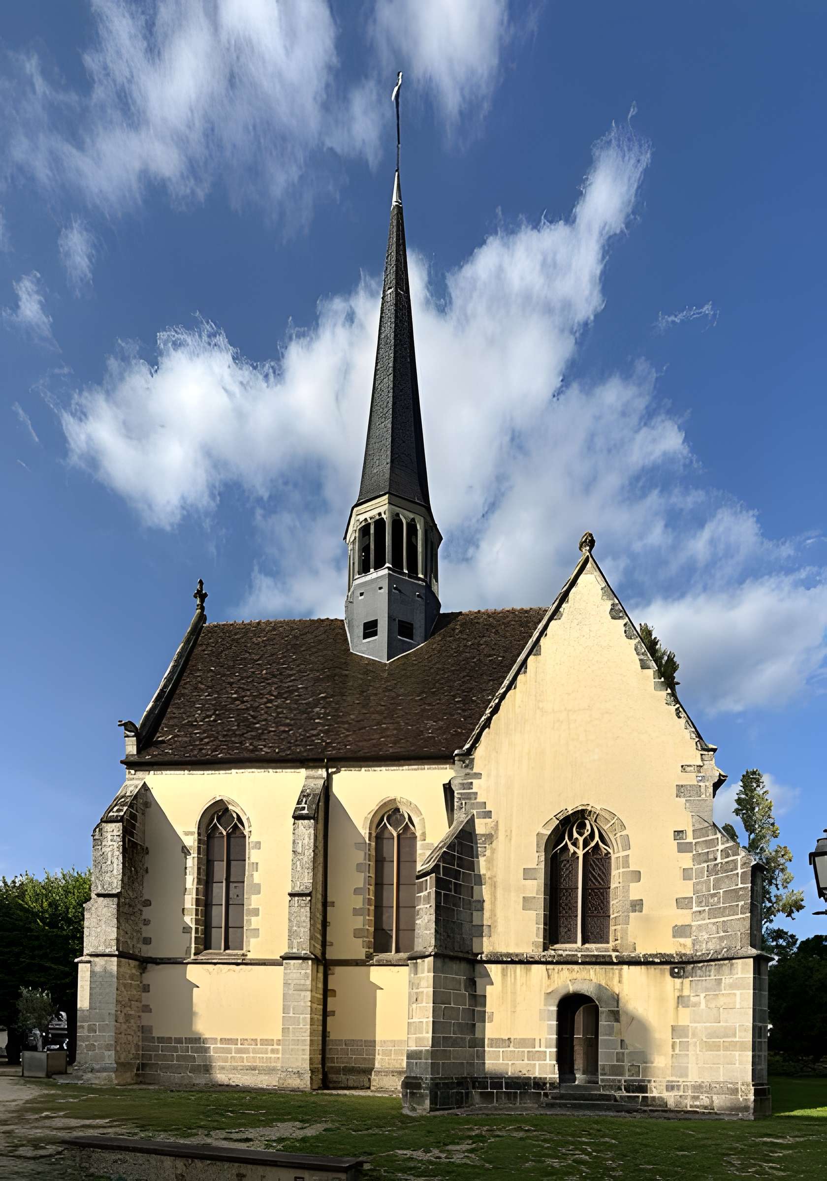 Église Saint-Yon de Lésigny