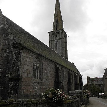 Église Saint-Yves de Plounéour-Ménez