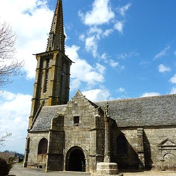 Église Saint-Yves de Plounéour-Ménez