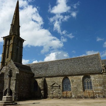 Église Saint-Yves de Plounéour-Ménez