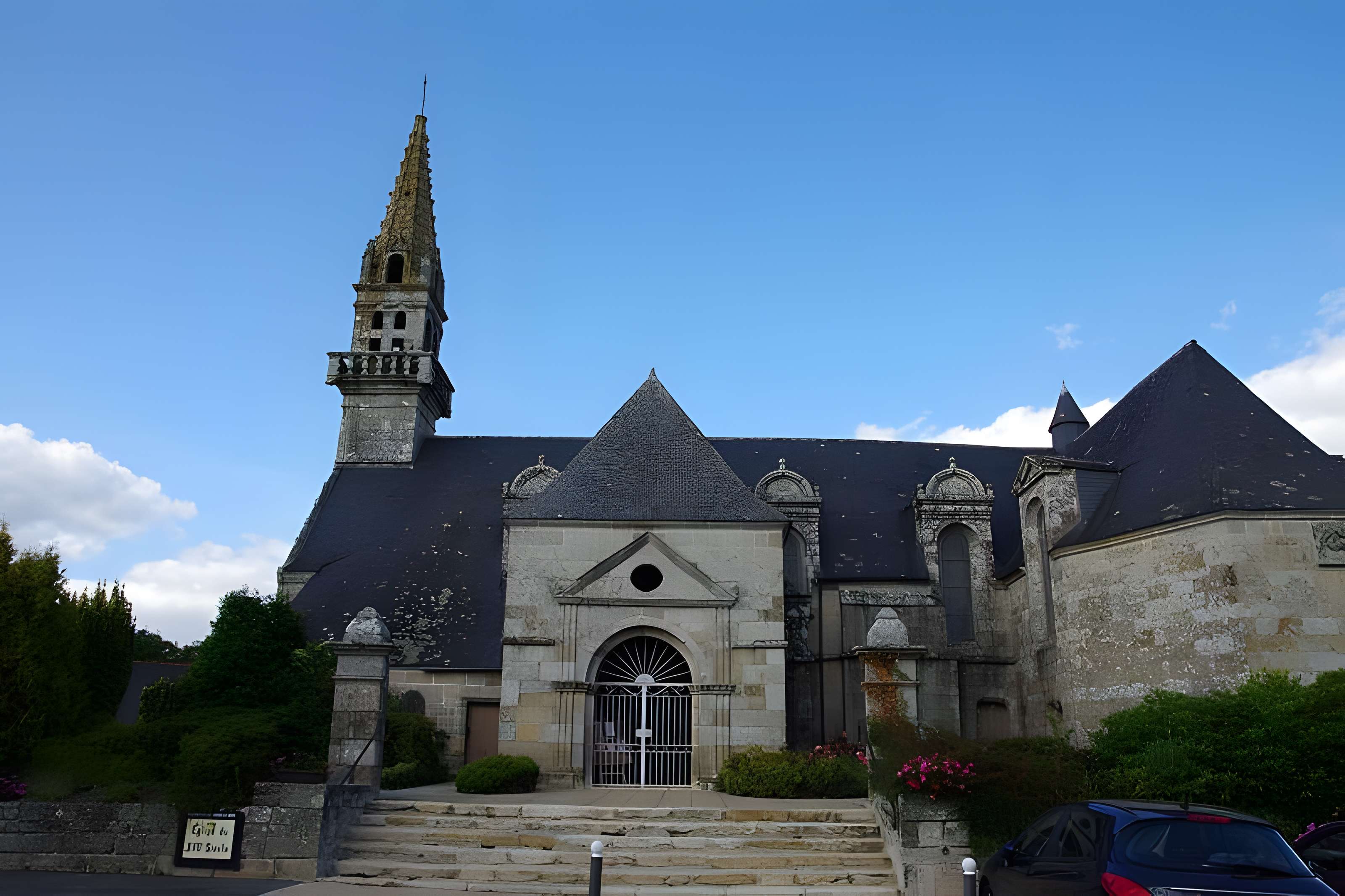 Église Saint-Yves de Plouray