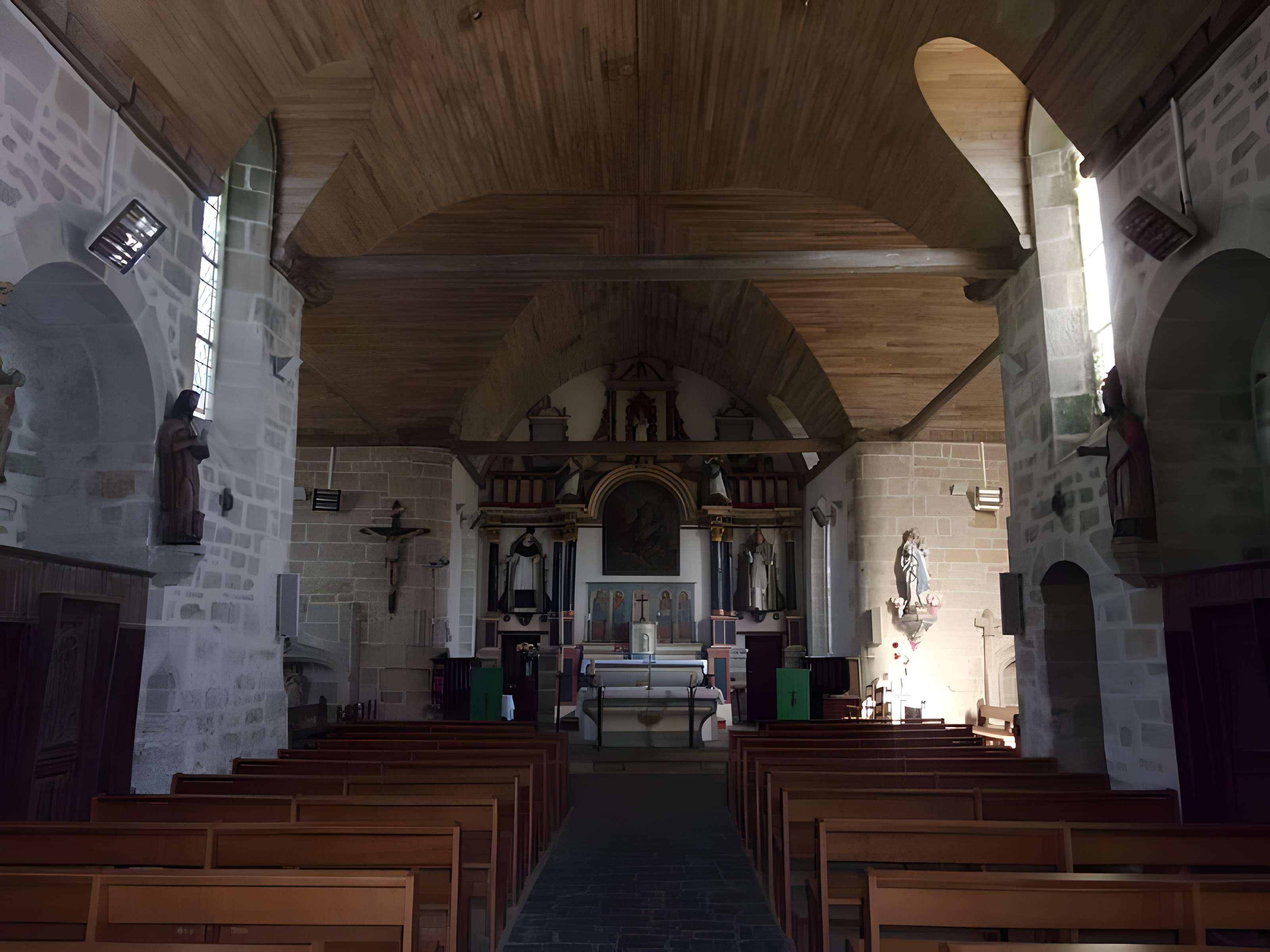 Église Saint-Yves de Plouray